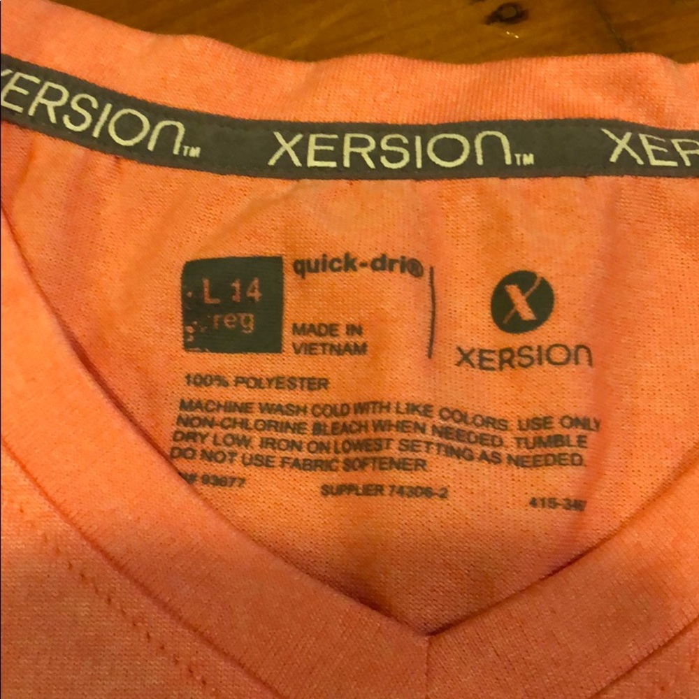 Xersion Quick-Dry Tee - Picture 5 of 5